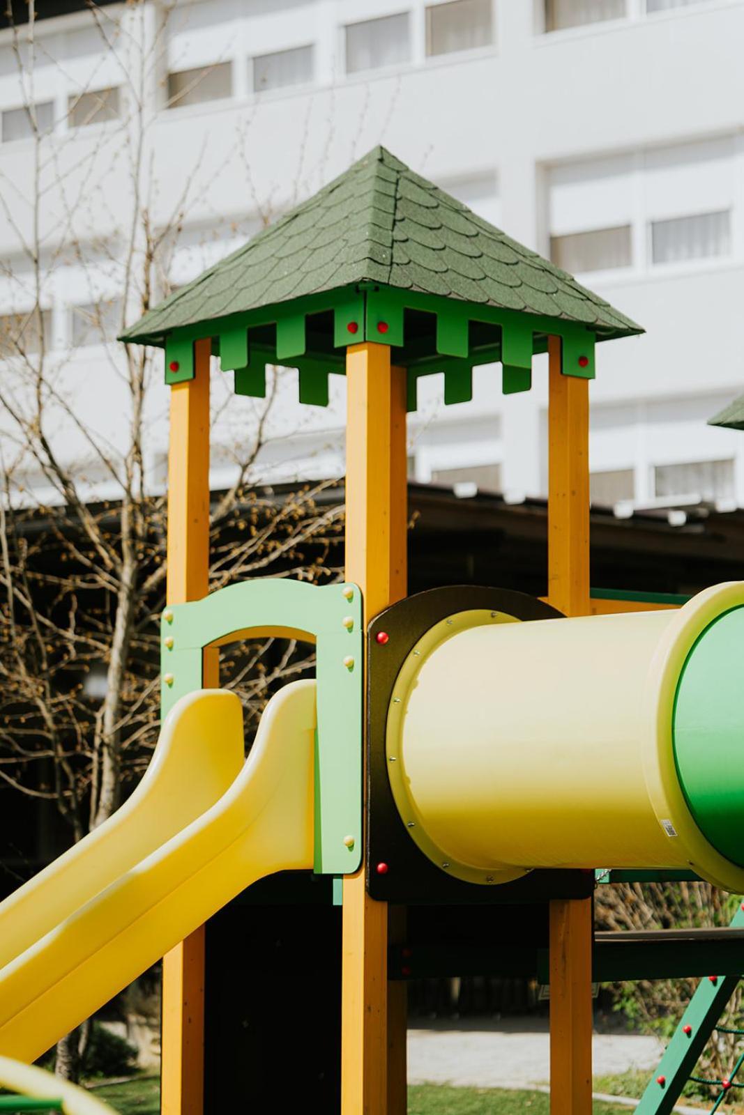 גיולה Aqua Hotel מראה חיצוני תמונה